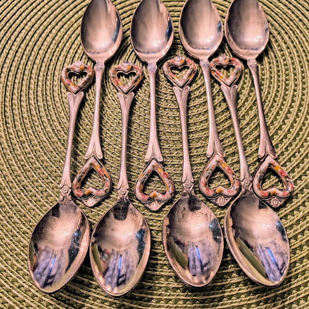 Set of 8 Vintage Collector Teaspoons Stainless Steel Enameled Hearts Japan